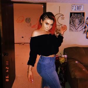 Meet your Posher, Delaney